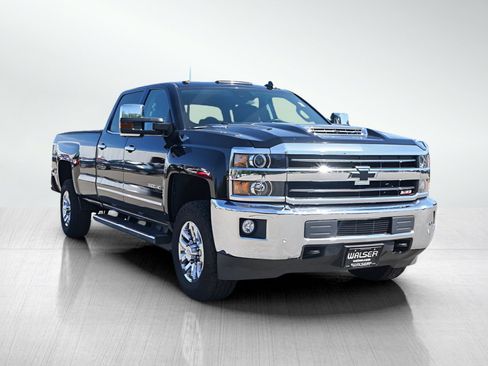 Used 2019 Chevrolet Silverado 3500 LTZ w/ Duramax Plus Package AWD/4WD image 7