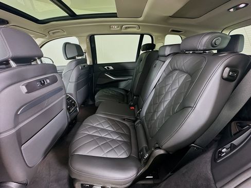 New 2027 BMW X7 xDrive40i w/ Premium Package AWD/4WD image 37