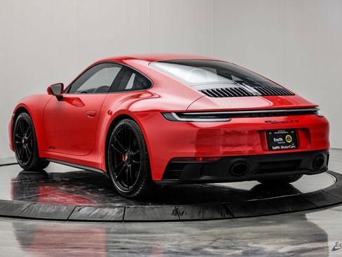 Used 2024 Porsche 911 Carrera GTS w/ Premium Package image 11