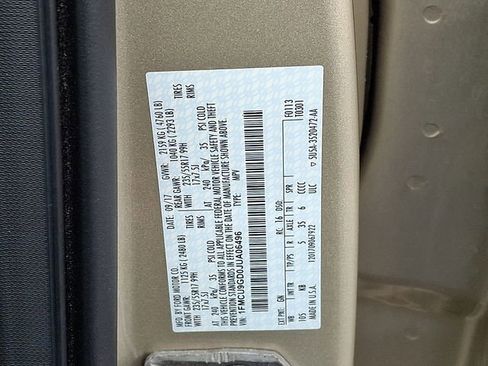 Used 2018 Ford Escape SE w/ SE Sync 3 Package image 28