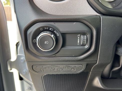 Certified 2024 Jeep Wrangler Sport S image 11