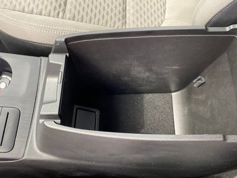 Used 2022 Ford Escape SE image 14