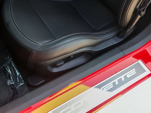 Used 2016 Chevrolet Corvette Z06 RWD image 11