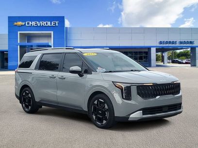 Used 2025 Kia Carnival EX