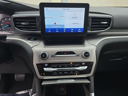 Used 2021 Ford Explorer XLT w/ Equipment Group 202A image 22