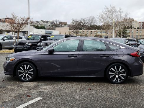 Used 2022 Honda Civic EX-L image 7