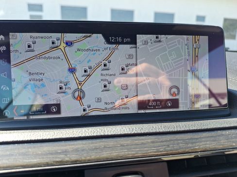 Used 2020 BMW 230i Convertible w/ Premium Package image 25