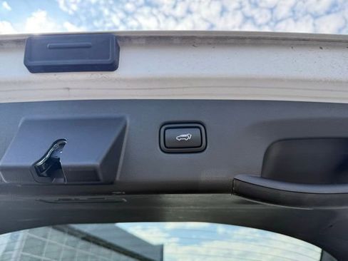 Used 2022 Hyundai Tucson SEL w/ Cargo Package image 6