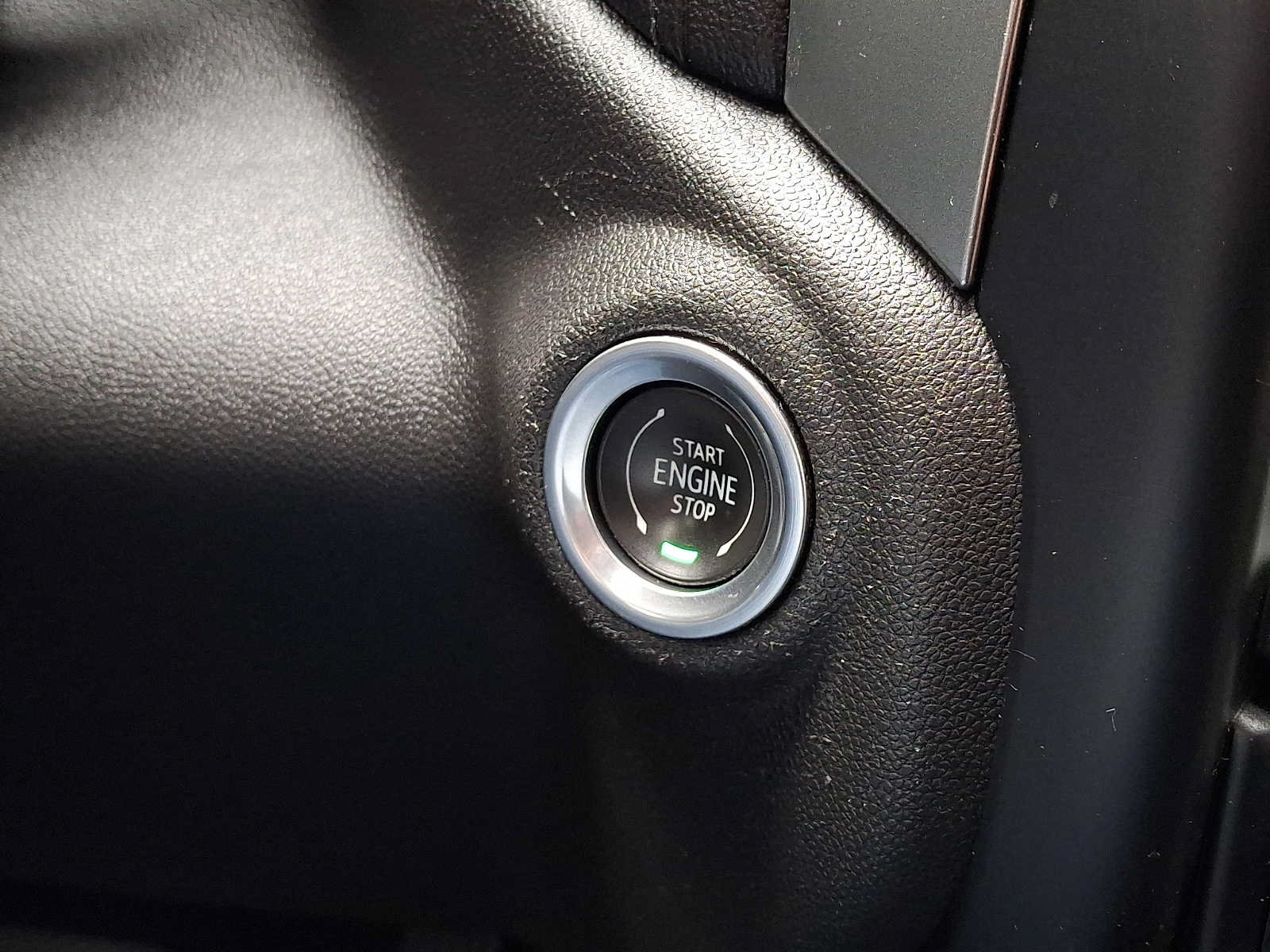 Used 2019 Chevrolet Silverado 1500 RST w/ All-Star Edition AWD/4WD image 28