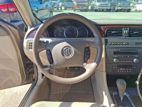 Used 2007 Buick LaCrosse CXL w/ Driver Confidence Package FWD image 10