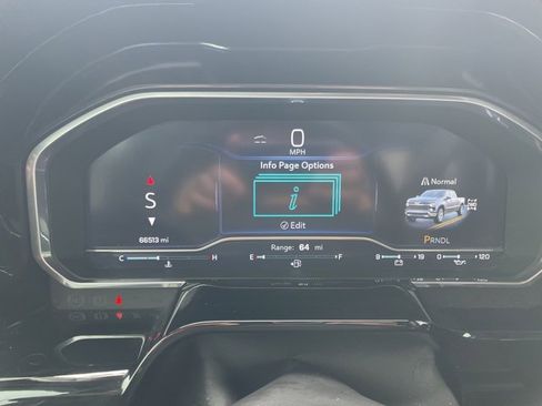 Used 2024 Chevrolet Silverado 1500 LT image 28