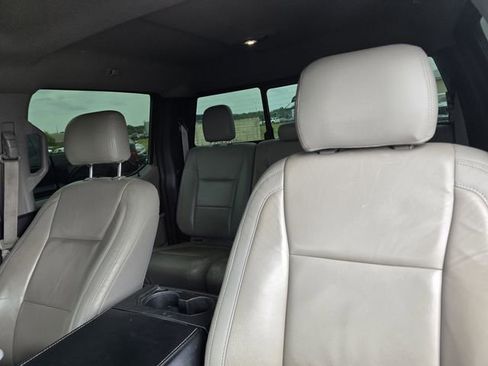 Used 2020 Ford F150 XLT w/ Equipment Group 302A Luxury AWD/4WD image 10