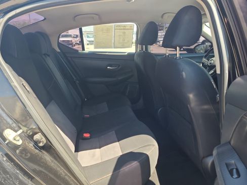 Used 2021 Nissan Sentra SR FWD image 28