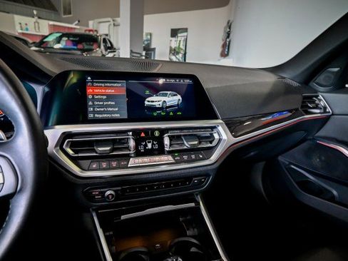 Used 2019 BMW 330i xDrive Sedan w/ Convenience Package image 38