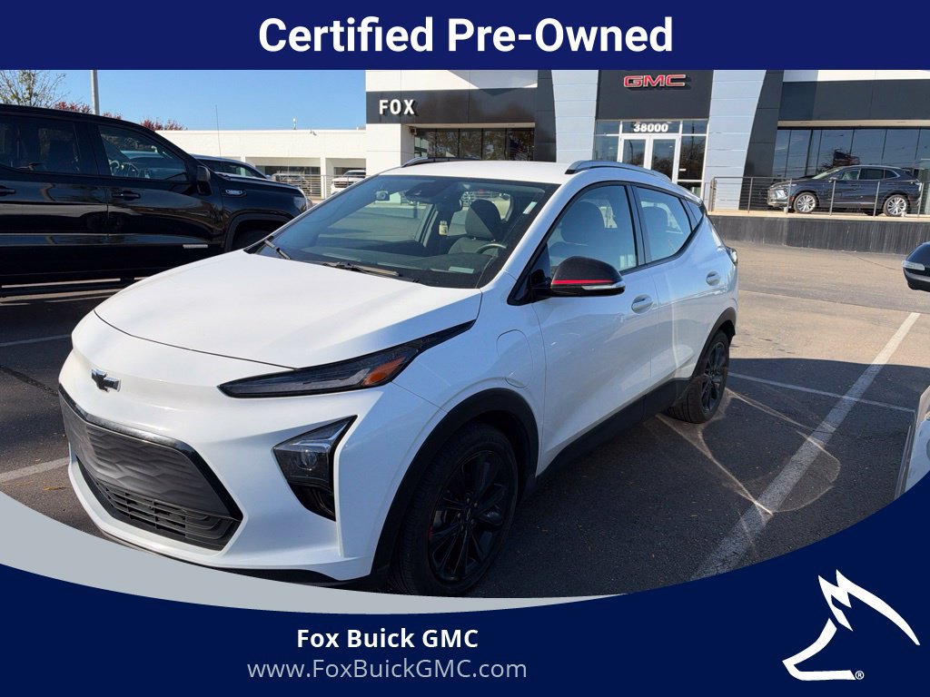 Used 2023 Chevrolet Bolt EUV LT w/ Comfort Package FWD image 1