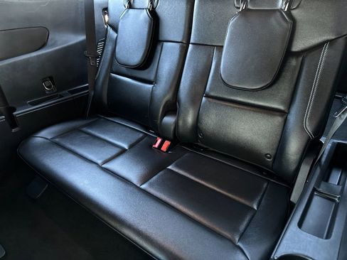 Certified 2020 Ford Explorer ST w/ ST Street Pack image 15