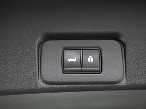 Used 2023 Nissan Rogue SV w/ SV Premium B Package AWD/4WD image 18