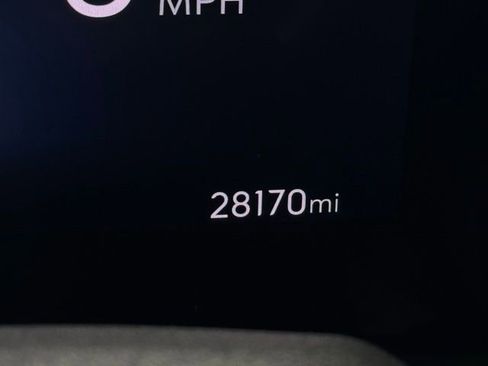 Used 2025 Buick Envista Sport Touring image 26