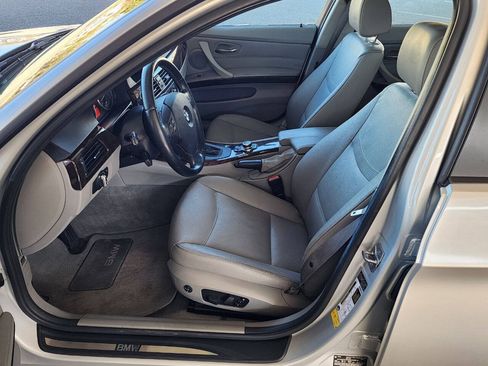 Used 2011 BMW 328i Sedan RWD image 19