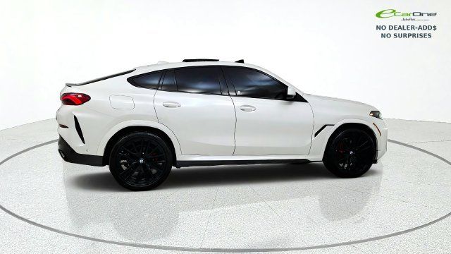 Used 2024 BMW X6 xDrive40i w/ M Sport Professional Package AWD/4WD image 9