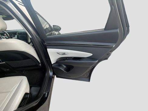 Used 2022 Hyundai Tucson SEL w/ Convenience + Premium Package FWD image 28
