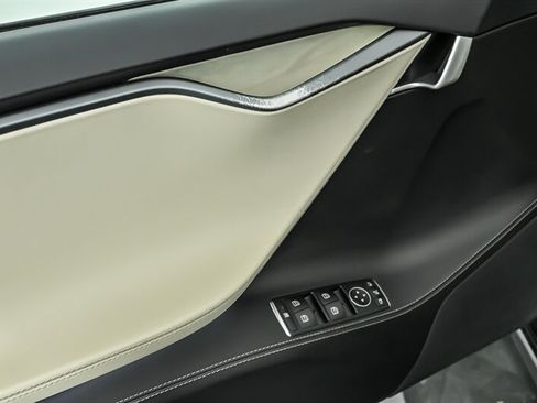 Used 2018 Tesla Model S 100D AWD/4WD image 13