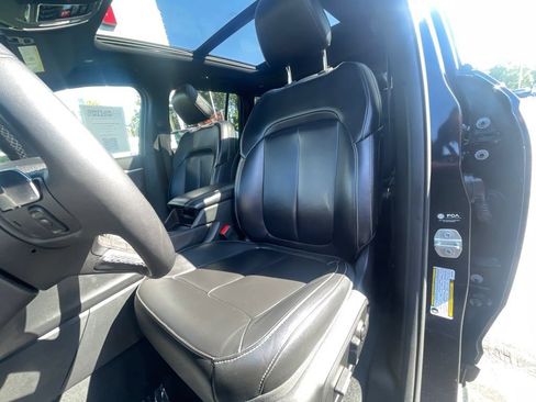Used 2024 Jeep Grand Cherokee Limited 4xe AWD/4WD image 16