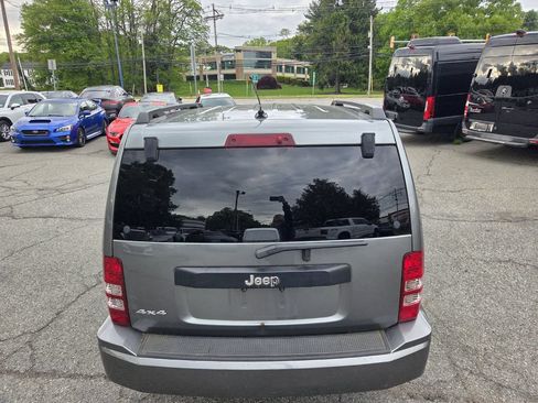 Used 2012 Jeep Liberty Sport w/ Popular Equipment Group AWD/4WD image 12