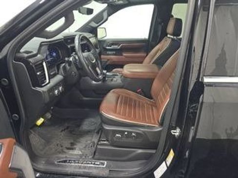 Used 2024 GMC Sierra 1500 Denali Ultimate image 2