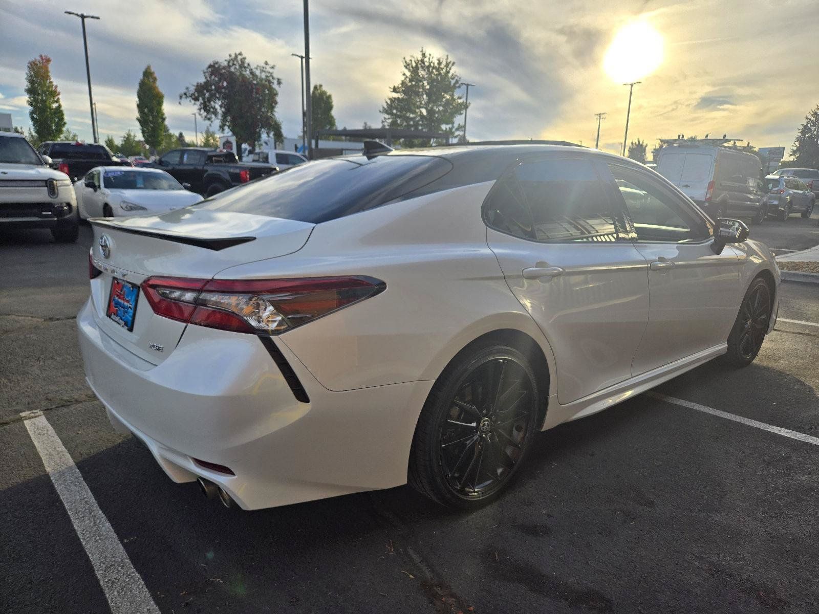 Used 2022 Toyota Camry XSE FWD image 5