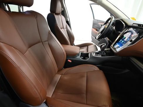 Certified 2025 Subaru Outback Touring XT AWD/4WD image 25