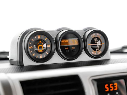 Used 2014 Toyota FJ Cruiser 4WD w/ Upgrade Package image 23