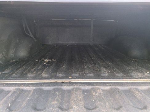 Used 2017 RAM 1500 Laramie image 38