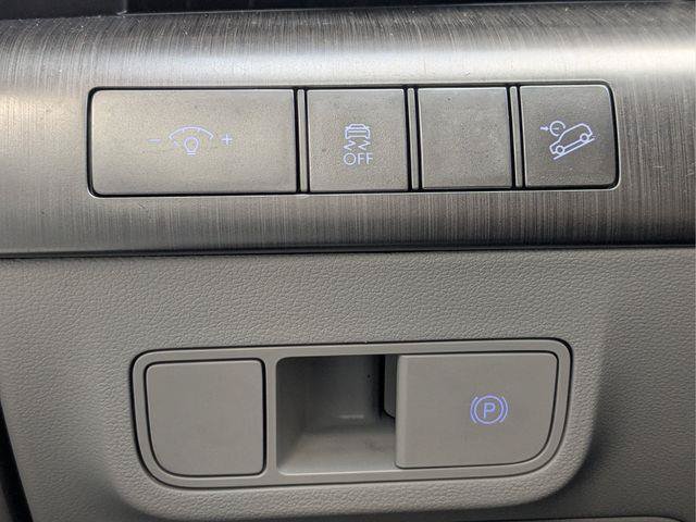 Used 2024 Hyundai Kona SEL FWD image 23