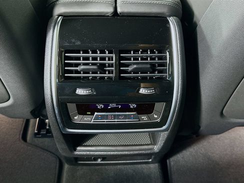 Used 2026 BMW X5 sDrive40i w/ M Sport Package RWD image 18