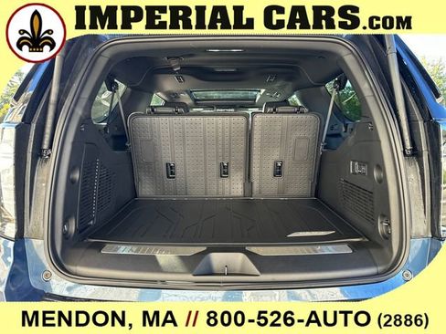 New 2026 Chevrolet Suburban Premier image 13