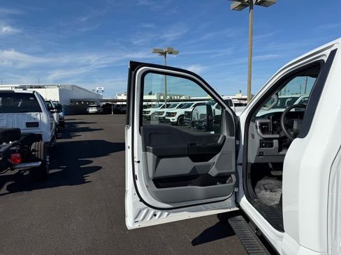 New 2025 Ford F350 XL image 10