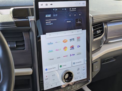 Used 2022 Ford Expedition Platinum image 20