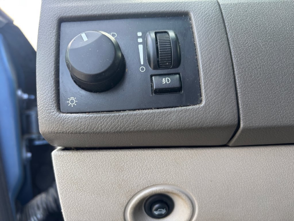 Used 2007 Chrysler 300 Touring RWD image 19