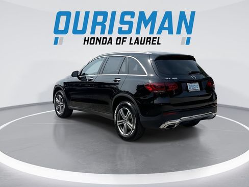Used 2022 Mercedes-Benz GLC 300 4MATIC w/ Premium Package Lite image 6