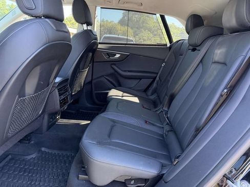 Used 2023 Audi Q8 Premium Plus w/ Premium Plus Package AWD/4WD image 11