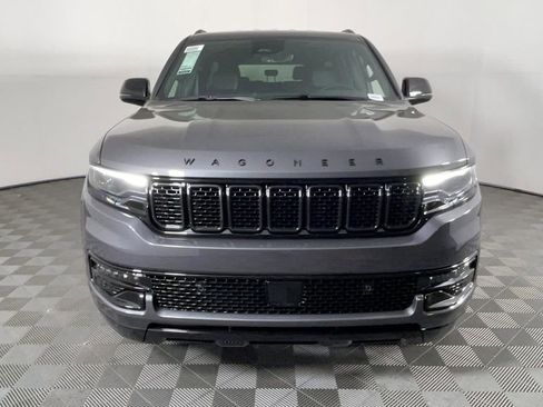 New 2025 Jeep Wagoneer L Series II image 9