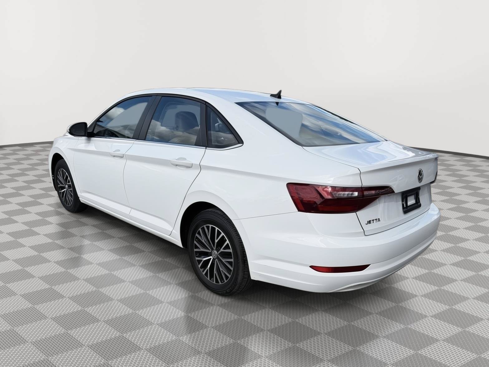 Used 2021 Volkswagen Jetta SE FWD image 5