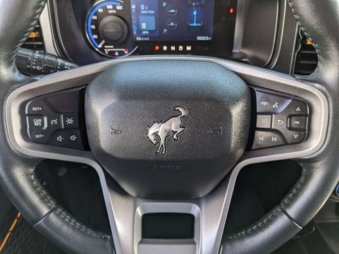 Used 2023 Ford Bronco Badlands AWD/4WD image 14