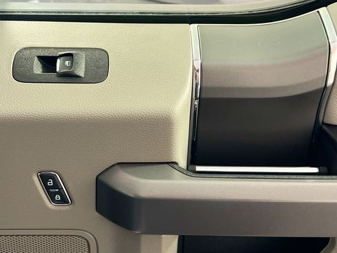 Used 2019 Ford F150 XLT w/ Equipment Group 302A Luxury image 31