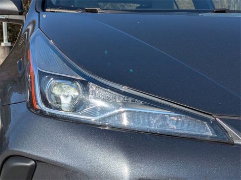 Used 2022 Toyota Prius LE image 8