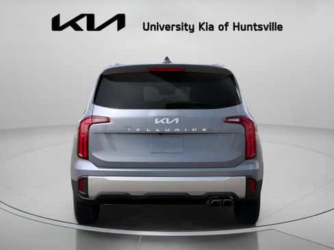 New 2025 Kia Telluride S image 6