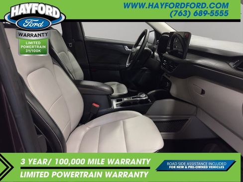 Used 2023 Ford Escape Platinum image 28