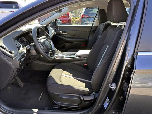 Used 2023 Hyundai Sonata SE w/ Cargo Package FWD image 11