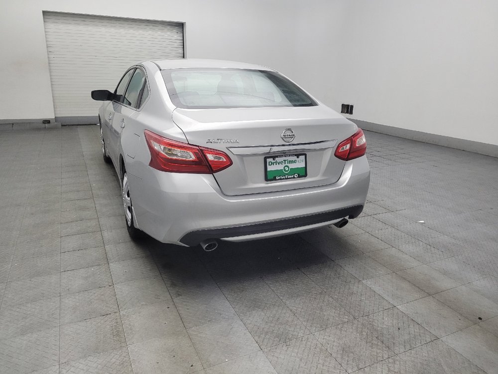 Used 2017 Nissan Altima 2.5 S w/ Power Driver Seat Package FWD image 5